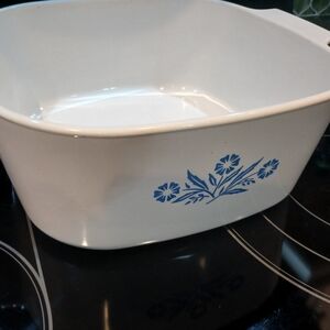 Vintage Corningware Cornflower Blue 5 Liter With 1 Pyrex Lid